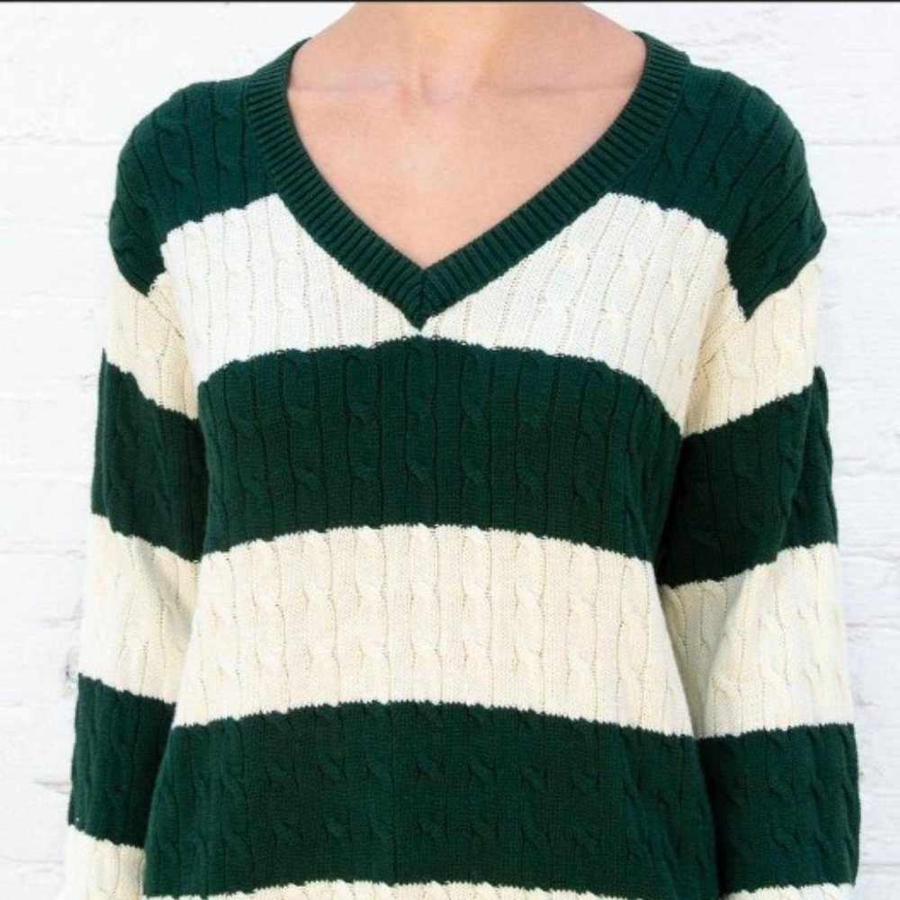 Brandy Melville Nikki sweater
